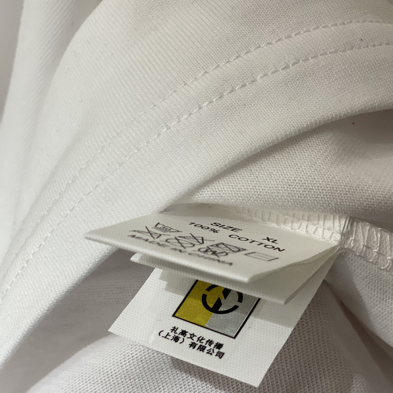 Vlone Staple Shirt front tag Vlone Staple Shirt front tag