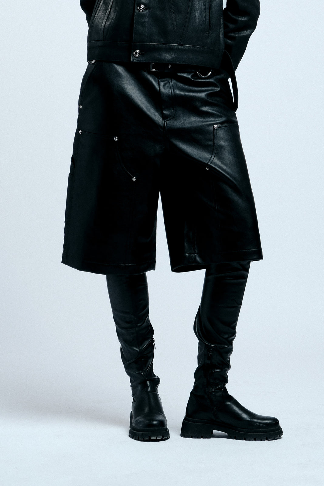 TAR WAXED DENIM SHORTS (Black) TAR WAXED DENIM SHORTS (Black)